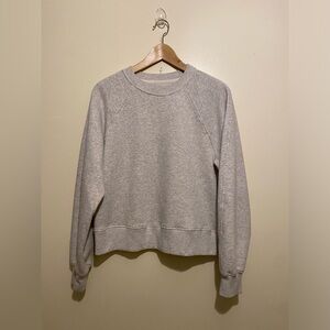 Abercrombie & Fitch Light Gray Crew Neck Soft Essential Sweatshirt. Size S
